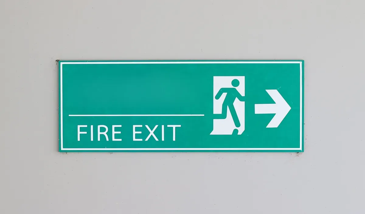 Trusted Fire Alarm Smoke Detector Supplier in UAE | Fire Alarm Cables, Emergency Lights & CO2 Extinguishers — LockShield Cart